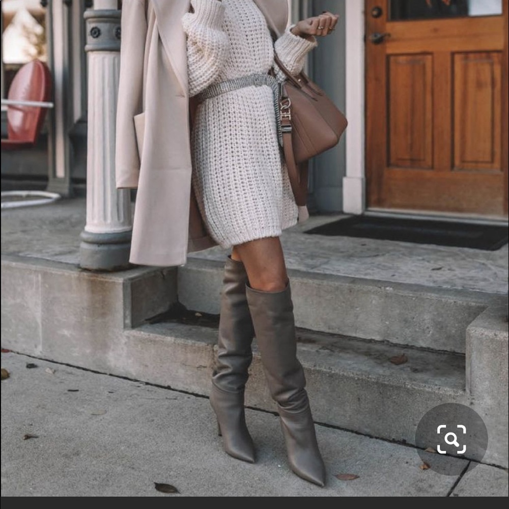 Vince Camuto. VC-MAJESTIE boots.